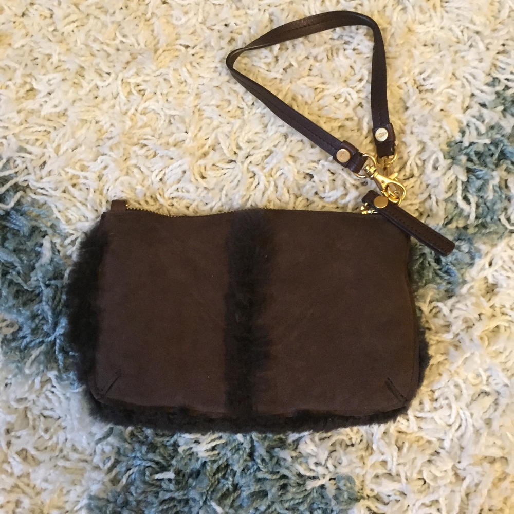 UGG Wristlet - Picture 2 of 4
